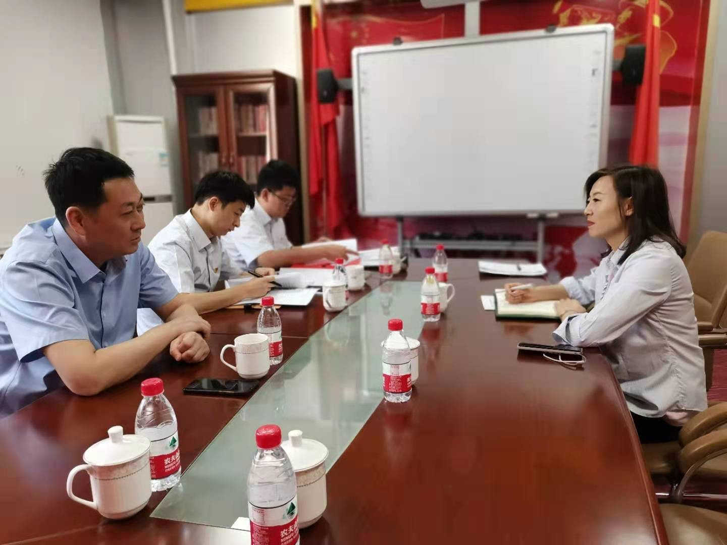 副局長(zhǎng)王永強(qiáng)到烏海電業(yè)局千里山分局開展黨史學(xué)習(xí)教育督導(dǎo)、領(lǐng)學(xué)