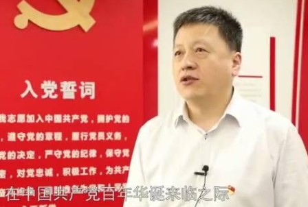 周群任中國電氣裝備集團(tuán)有限公司黨委副書記、董事，提名為中國電氣裝備集團(tuán)有限公司總經(jīng)理人選