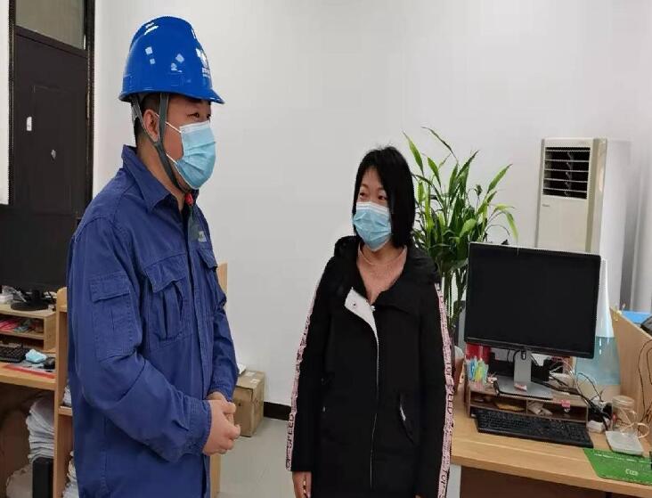 國網(wǎng)城固供電公司：走訪小微企業(yè)，當好“電管家”