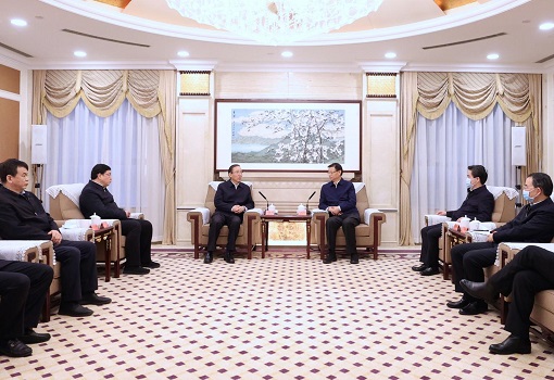 國家電網(wǎng)董事長辛保安、總經(jīng)理張智剛與江蘇省省長許昆林舉行會談