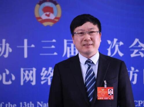 【兩會】云南聯(lián)通總經(jīng)理張云勇：發(fā)揮通信央企數(shù)字經(jīng)濟(jì)發(fā)展主力軍作用，推進(jìn)5G公眾應(yīng)用健康發(fā)展