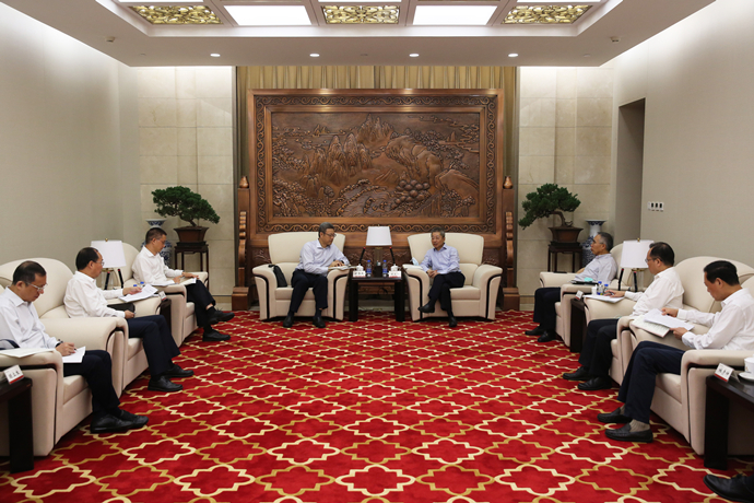 錢(qián)智民拜訪農(nóng)發(fā)行黨委書(shū)記、董事長(zhǎng)錢(qián)文揮