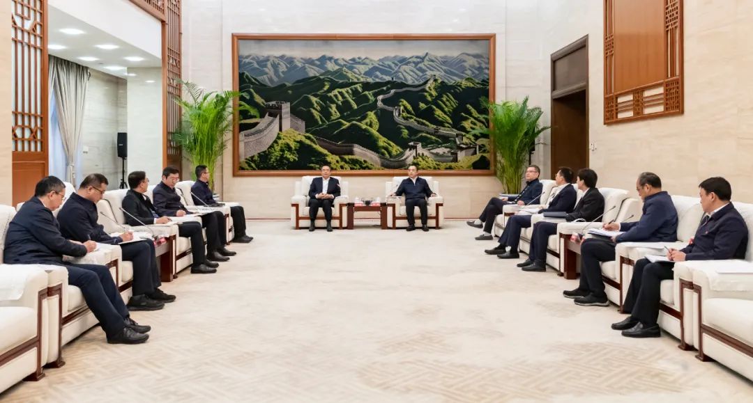 大唐集團(tuán)黨組書記、董事長(zhǎng)鄒磊會(huì)見哈電集團(tuán)黨委書記、董事長(zhǎng)曹志安