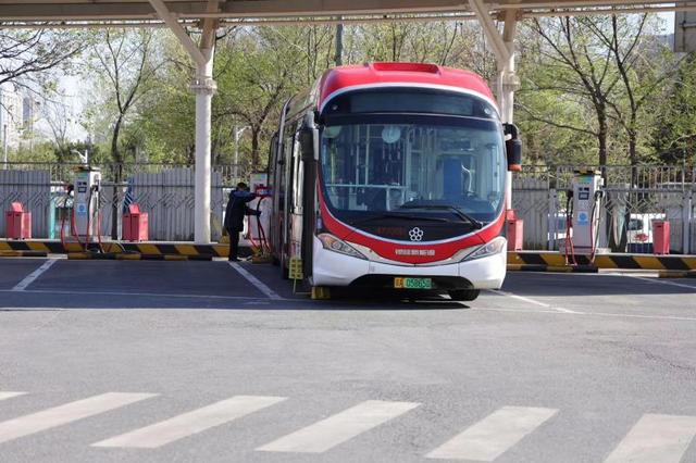北京清潔能源、新能源公交車占比已超九成