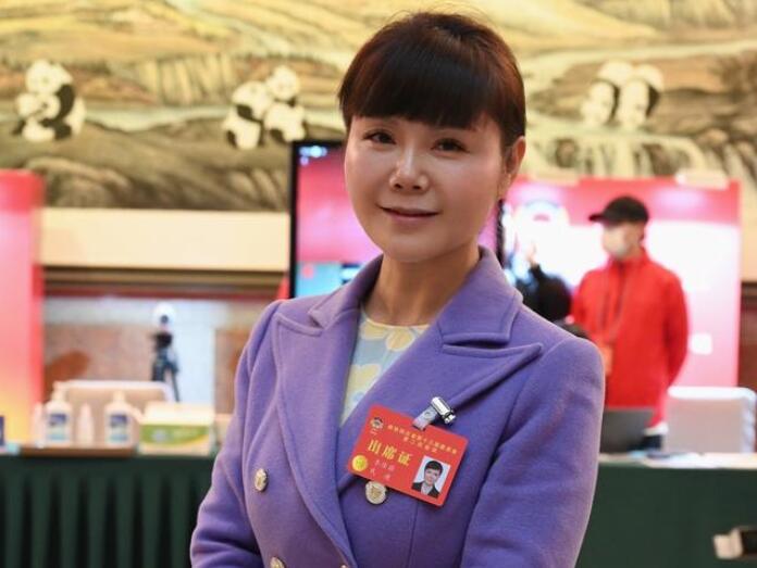 四川省政協(xié)委員李佳蔚：四川要優(yōu)化碳產(chǎn)品、參與碳交易，不斷完善碳設(shè)施