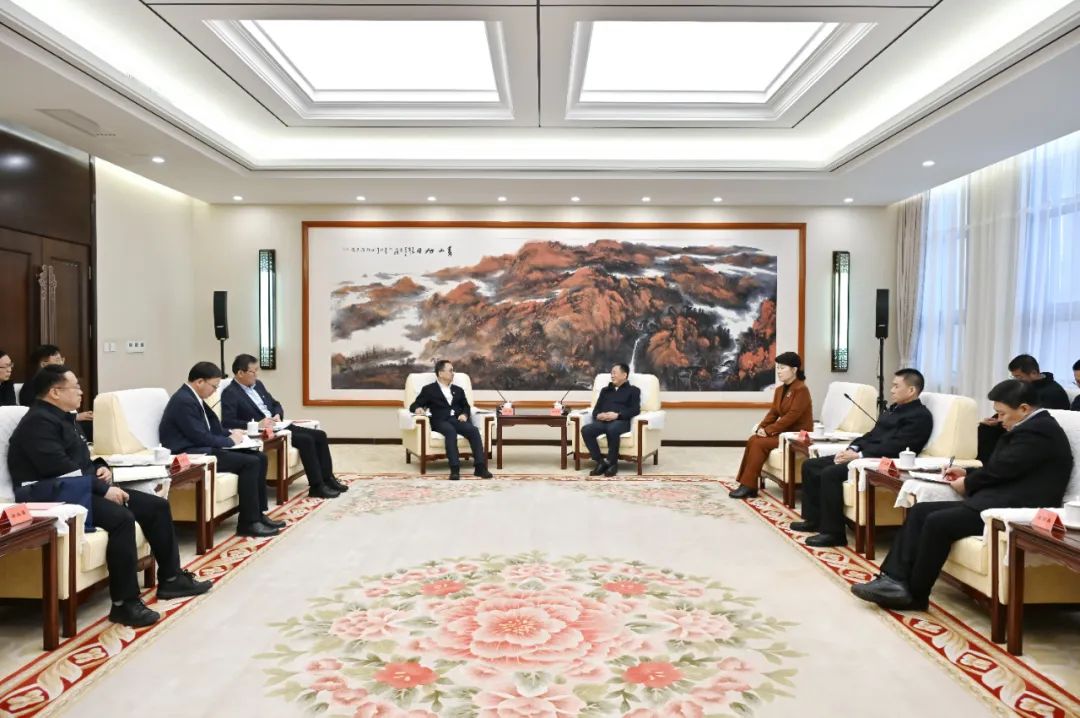 中國大唐集團有限公司董事長鄒磊拜會內蒙古自治區(qū)黨委書記孫紹騁、自治區(qū)主席王莉霞