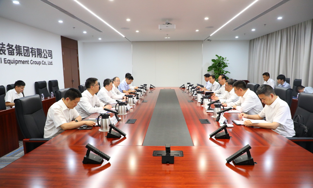 中國電氣裝備黨委副書記、總經(jīng)理周群會見西安市市長葉牛平