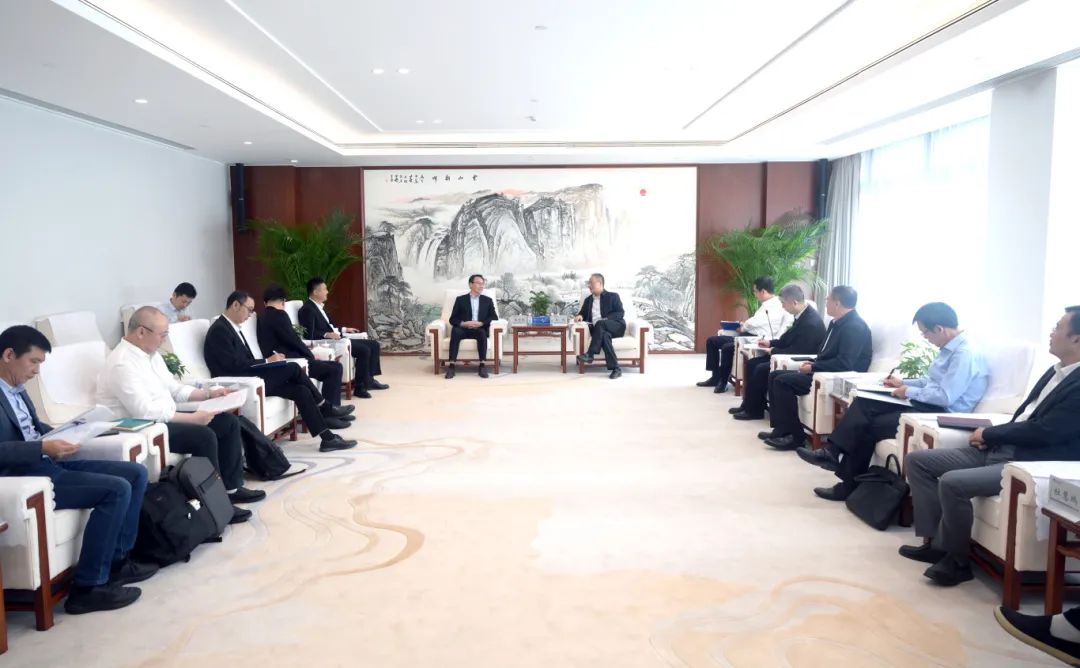 中國電建黨委副書記、總經(jīng)理王斌與深圳環(huán)境水