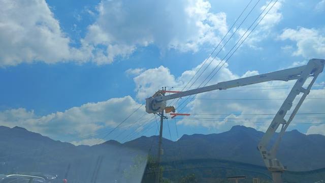 畢節(jié)市郊供電局成功投運10千伏撒昌線，提升供電可靠性