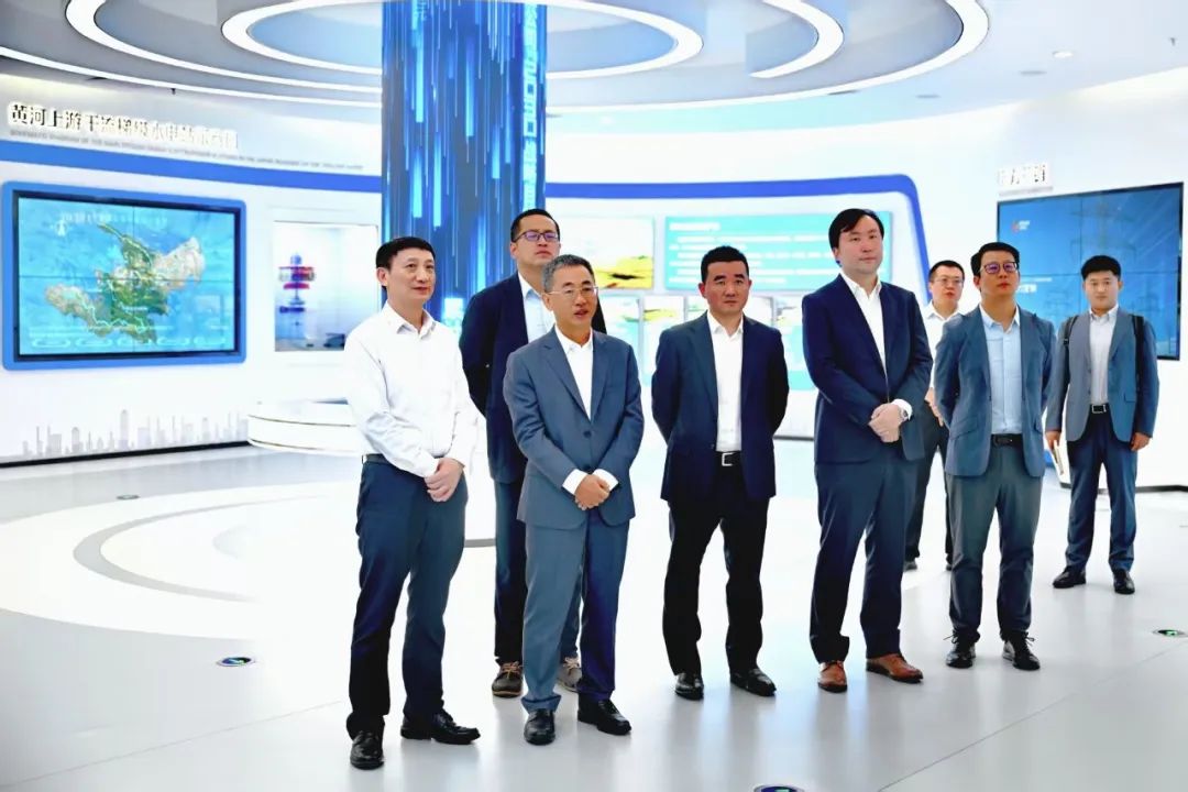黃河公司黨委書記、董事長姚小彥會見華為董事、華為數(shù)字能源總裁侯金龍